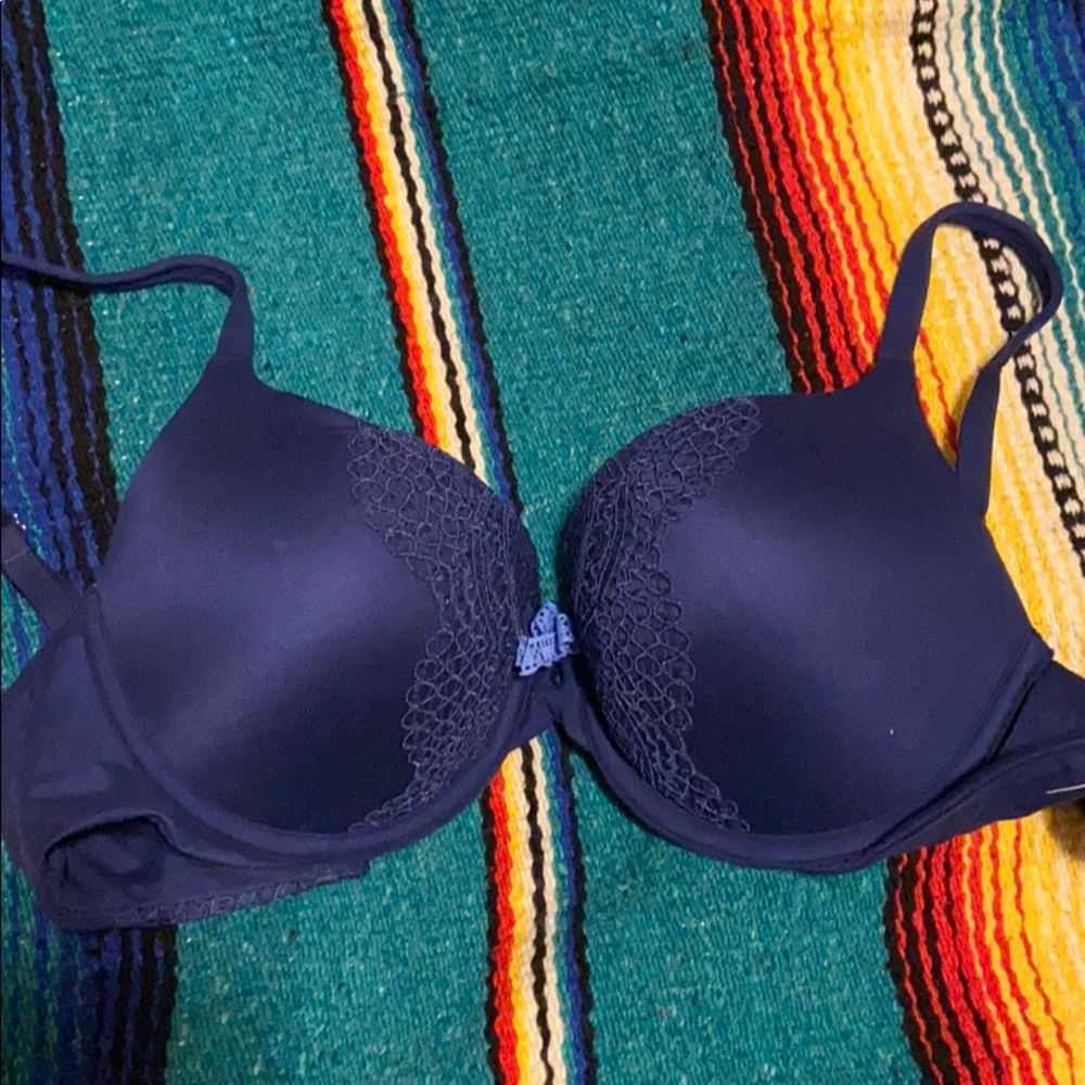 Victoria’s Secret Body Perfect Shape 32D